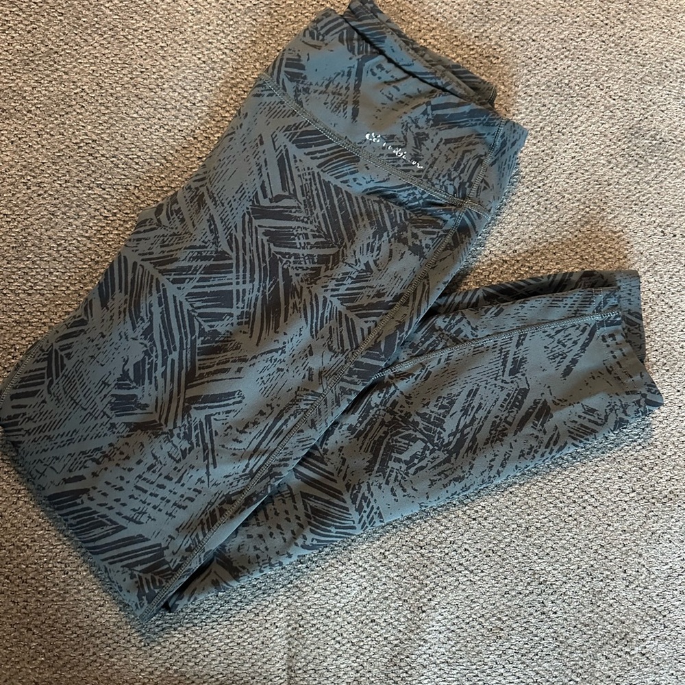 Eddie Bauer Charcoal Patterned Leggings